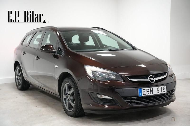 Begagnad Opel Astra 140 HK (102 kW) 2013 Brun Kombi