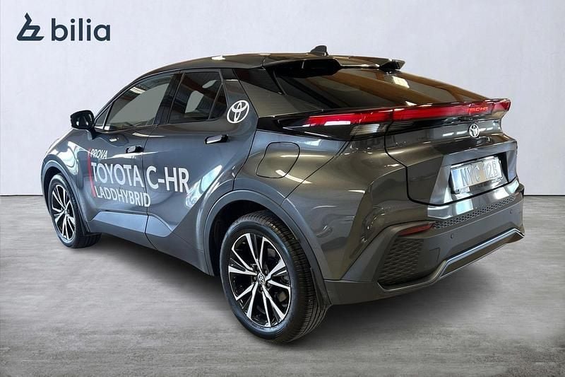 Begagnad Toyota C-HR Style 226 HK (166 kW) 2024 Mörkgrå SUV