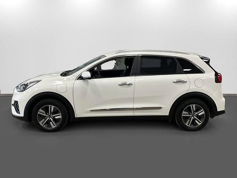 Begagnad Kia Niro Advance 141 HK (103 kW) 2020 Vit SUV