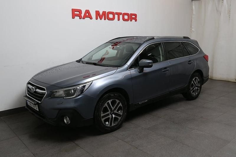 Grå Begagnad 2018 Subaru Outback SUV | 219 900 kr (Marknadspris) - Bild 1/3