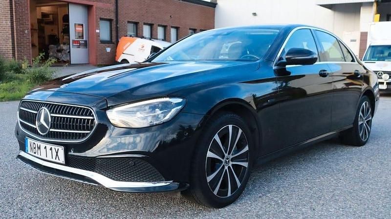 Begagnad Mercedes E300 Avantgarde 306 HK (225 kW) 2021 Svart Sedan