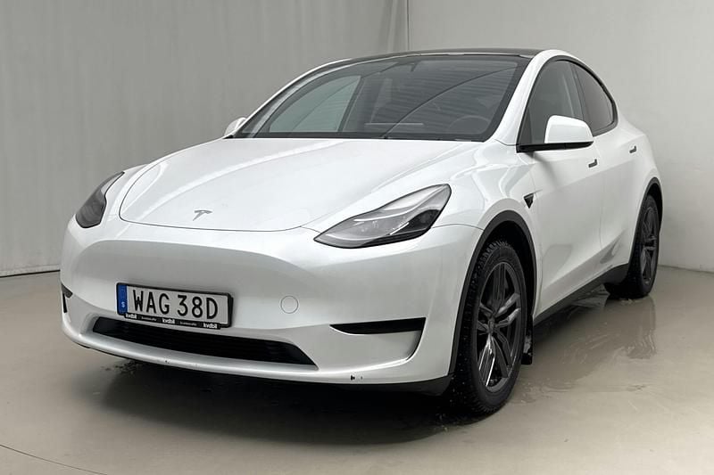 Vit Begagnad 2023 Tesla Model Y RWD SUV | 340 000 kr (Bra pris) - Bild 1/4