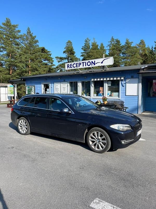Begagnad 2012 BMW 525 Kombi | 95 000 kr (Bra pris) - Bild 1/4