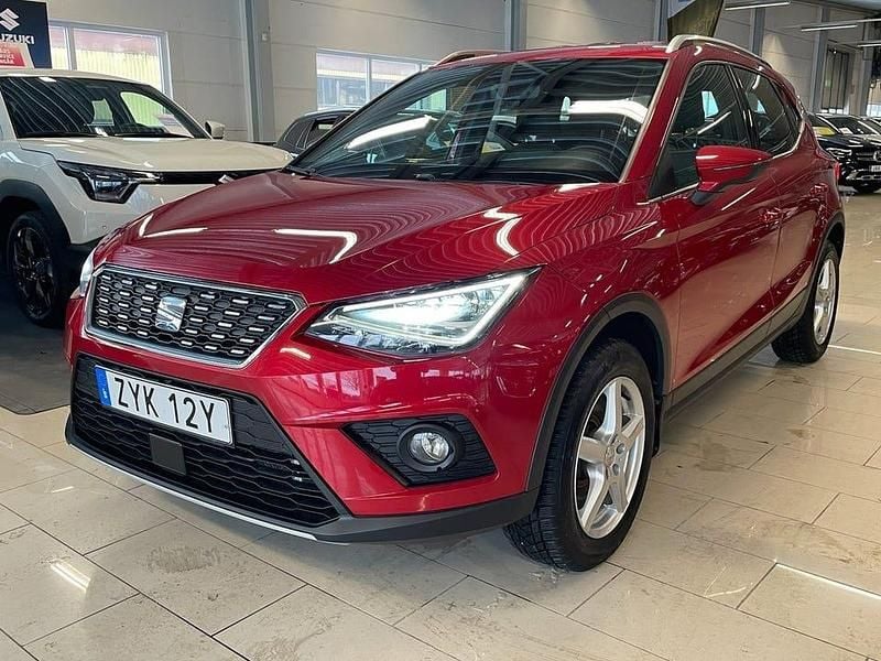 Begagnad Seat Arona XCELLENCE 116 HK (85 kW) 2019 Röd SUV