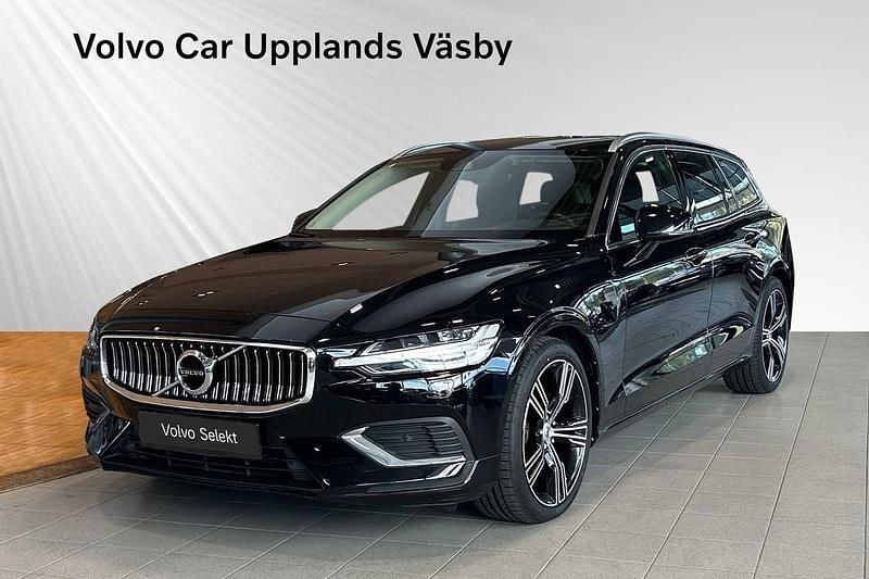 Svart Begagnad 2021 Volvo V60 Inscription Kombi | 339 900 kr (Marknadspris) - Bild 1/3