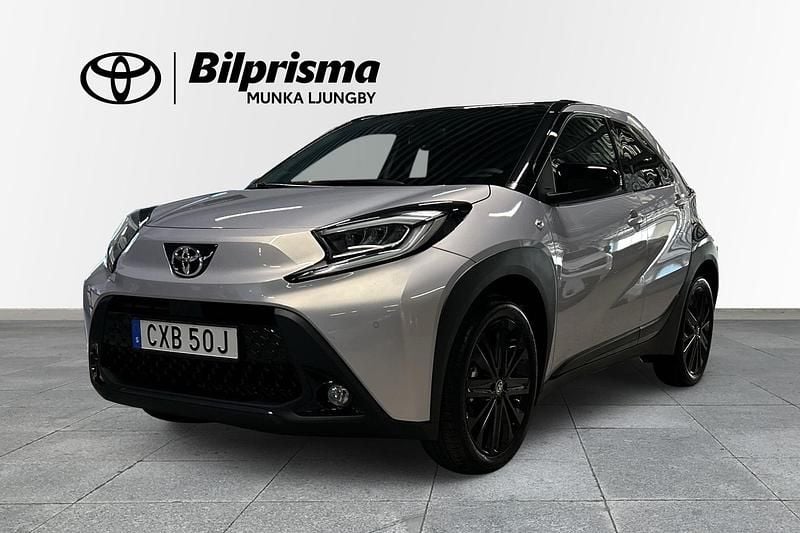 Lila Begagnad 2025 Toyota Aygo X Edition SUV | 229 900 kr (Dyr) - Bild 1/4