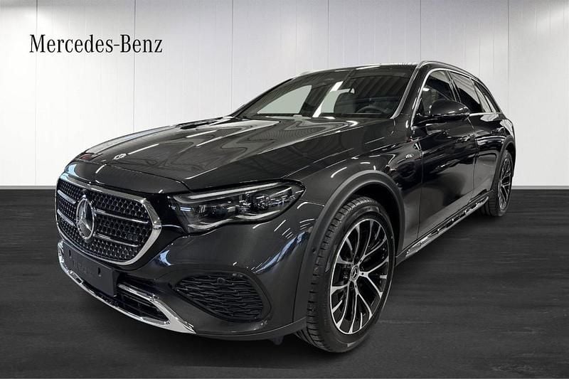 Ny 2025 Mercedes E300 Kombi | 839 900 kr - Bild 1/4
