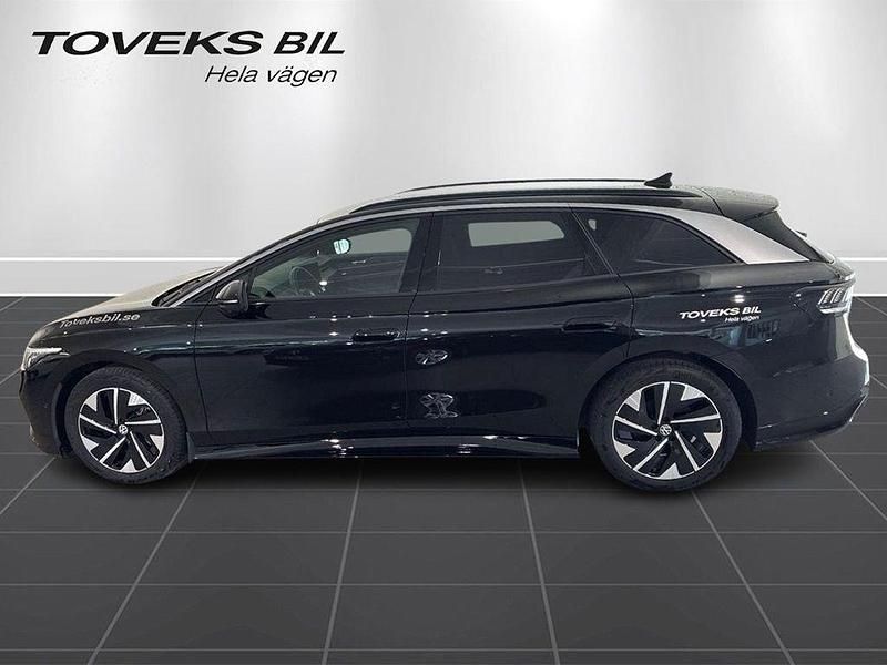 Begagnad VW ID.7 Pro 210 kW (286 HK) 2025 Svart (grenadilla black metallic) Kombi