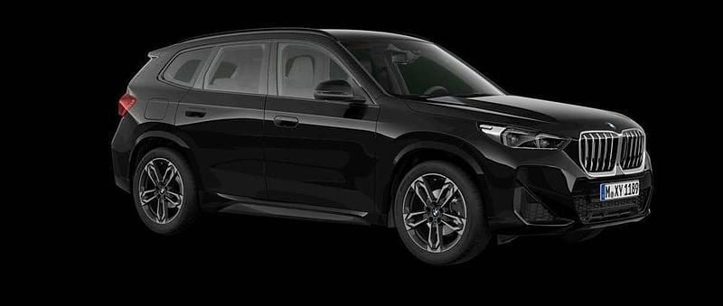 Black sapphire metallic Begagnad 2000 BMW X1 Comfort Edition SUV | 487 000 kr (Marknadspris) - Bild 1/3