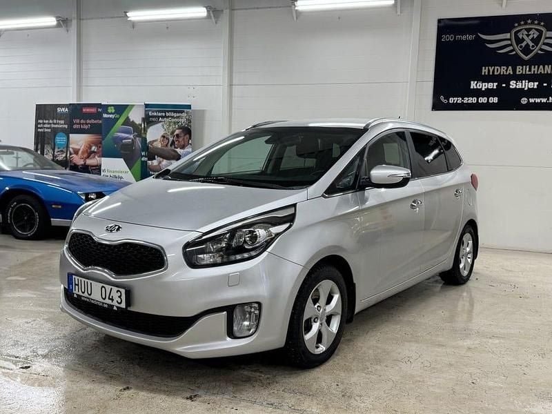 Begagnad Kia Carens 116 HK (85 kW) 2014 Grå Minibuss