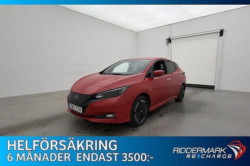 Röd Begagnad 2023 Nissan Leaf 360º Halvkombi | 169 700 kr (Superpris) - Bild 1/3