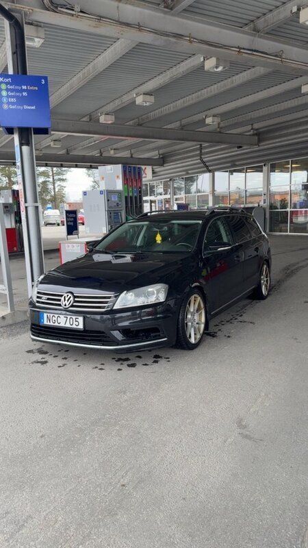 Svart Begagnad 2013 VW Passat GT Kombi | 70 000 kr (Bra pris) - Bild 1/4