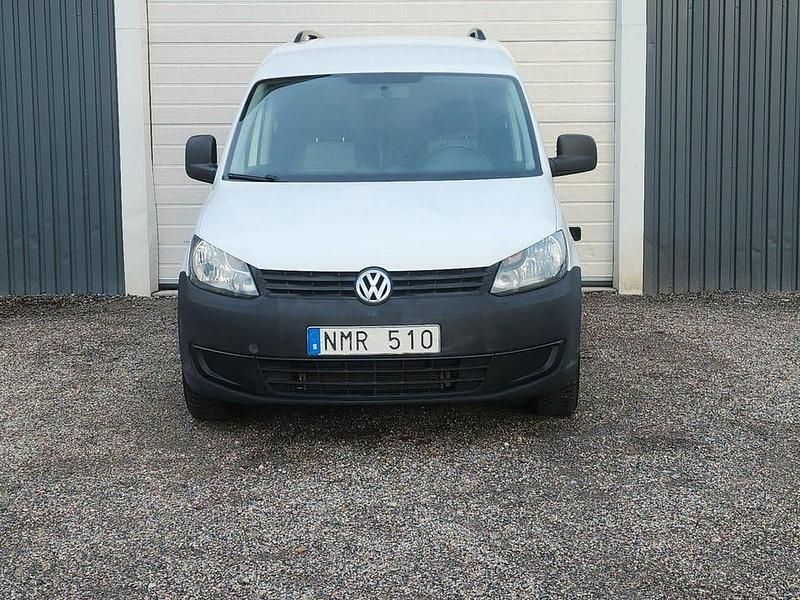 Vit Begagnad 2014 VW Caddy Minibuss | 69 000 kr (Marknadspris) - Bild 1/4
