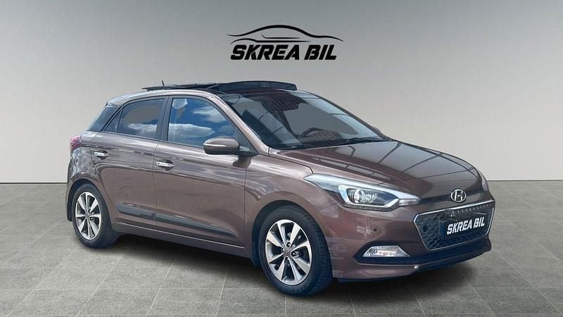 Brun Begagnad 2016 Hyundai i20 Premium Halvkombi | 79 900 kr (Marknadspris) - Bild 1/4