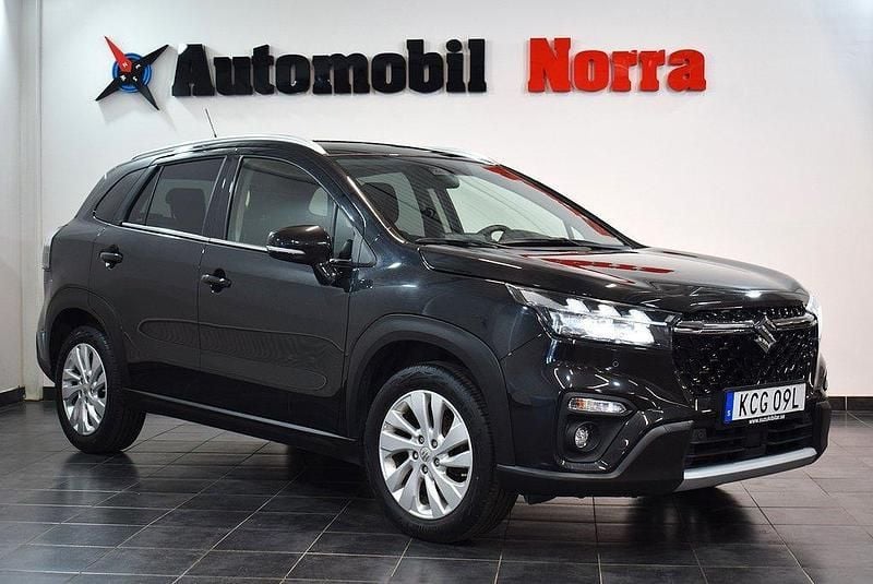 Svart Begagnad 2023 Suzuki SX4 S-Cross SUV | 269 900 kr (Bra pris) - Bild 1/4
