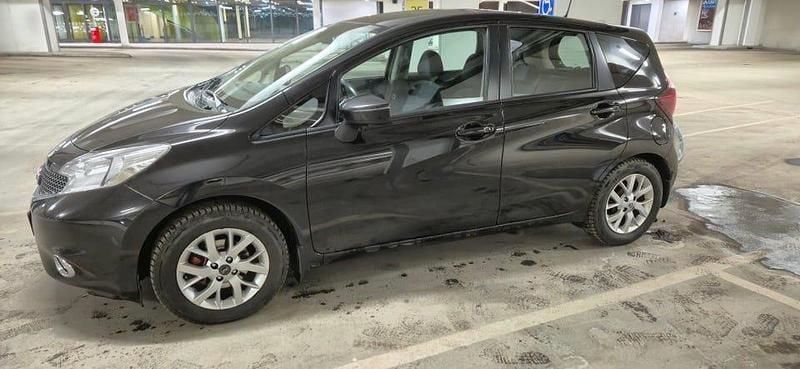 Begagnad Nissan Note 80 HK (58 kW) 2015 Metallic Halvkombi