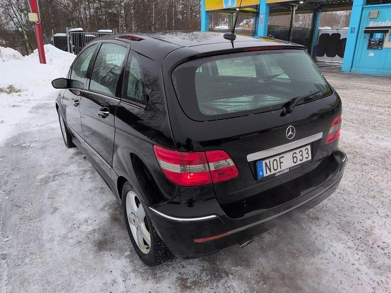 Begagnad Mercedes B170 116 HK (85 kW) 2008 Minibuss