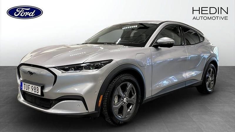 Grå Begagnad 2021 Ford Mustang Mach-E Standard Range SUV | 334 000 kr (Lite dyr) - Bild 1/4