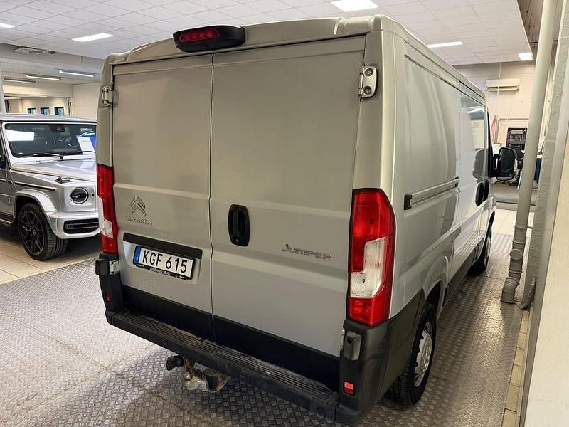 Begagnad Citroën Jumper 120 HK (88 kW) 2020 Grå Minibuss
