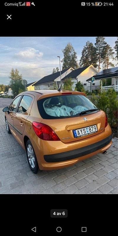 Begagnad Peugeot 207 Sport 109 HK (80 kW) 2007 Röd Halvkombi