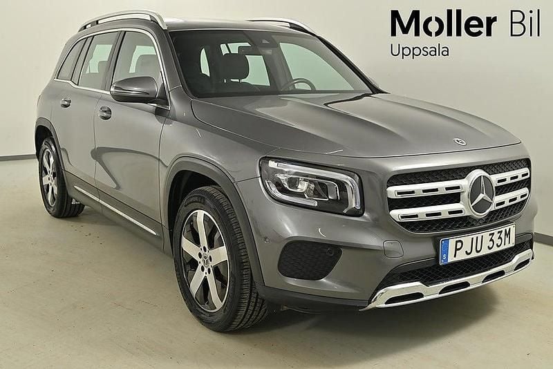 Mörkgrå (grå) Begagnad 2021 Mercedes GLB200 SUV | 329 900 kr (Marknadspris) - Bild 1/4