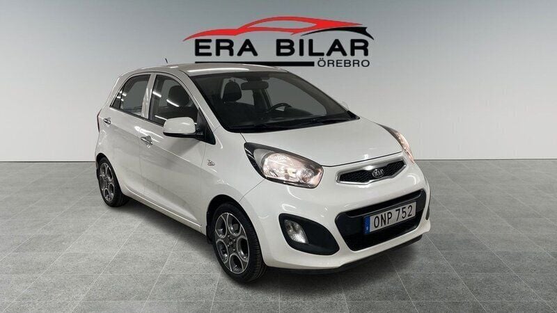 Vit Begagnad 2014 Kia Picanto 2 Halvkombi | 54 800 kr (Marknadspris) - Bild 1/4