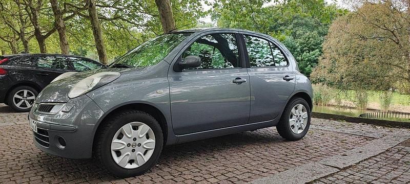 Grå Begagnad 2007 Nissan Micra Halvkombi | 25 000 kr - Bild 1/4