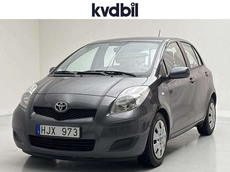 Begagnad Toyota Yaris 100 HK (73 kW) 2009 Mörkgrå Halvkombi
