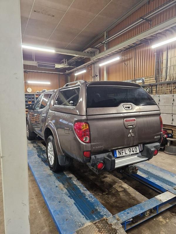 Begagnad Mitsubishi L200 178 HK (130 kW) 2013 Pickup