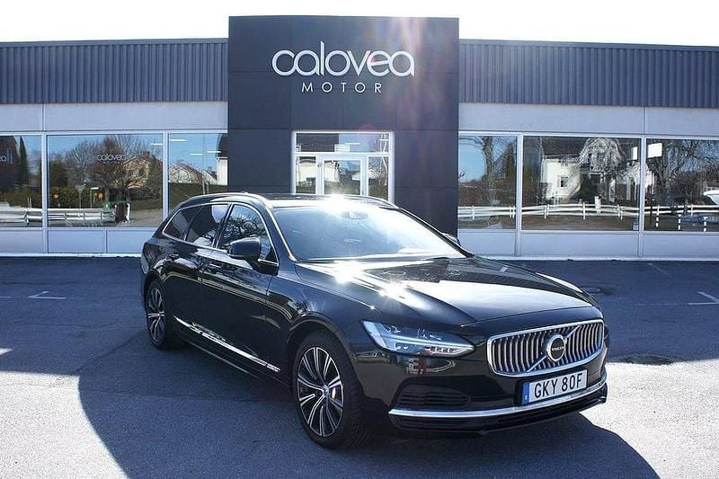 Svart Begagnad 2020 Volvo V90 Inscription Kombi | 259 900 kr (Marknadspris) - Bild 1/4