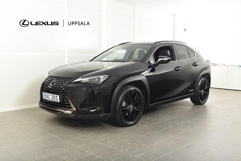 Begagnad Lexus UX 250h Sport Line 184 HK (135 kW) 2022 Svart SUV