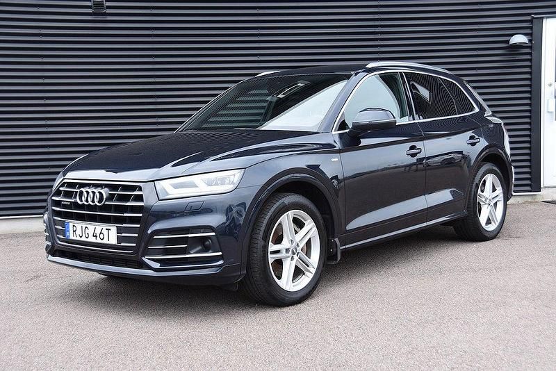 Blå Begagnad 2020 Audi Q5 S-Line SUV | 349 900 kr (Marknadspris) - Bild 1/4