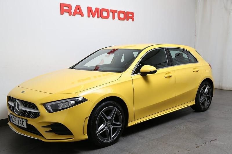 Sun yellow Begagnad 2022 Mercedes A250 AMG | 278 800 kr (Marknadspris) - Bild 1/4