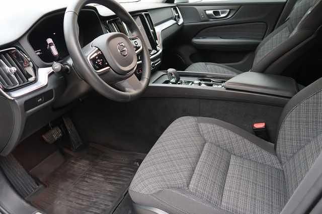 Begagnad Volvo V60 CC 197 HK (144 kW) 2024 Kombi