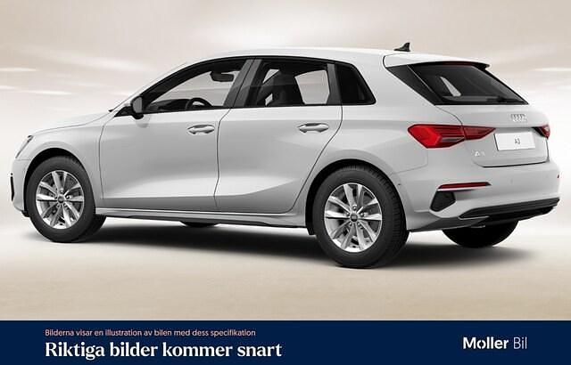Begagnad Audi A3 Proline 150 HK (110 kW) 2022 Ibisvit Sedan