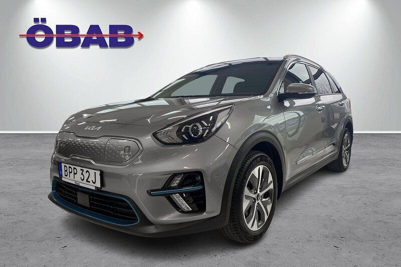 Grå Begagnad 2021 Kia e-Niro Advance SUV | 268 900 kr (Bra pris) - Bild 1/4