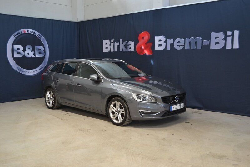 Grå Begagnad 2016 Volvo V60 Summum Kombi | 159 900 kr (Marknadspris) - Bild 1/4