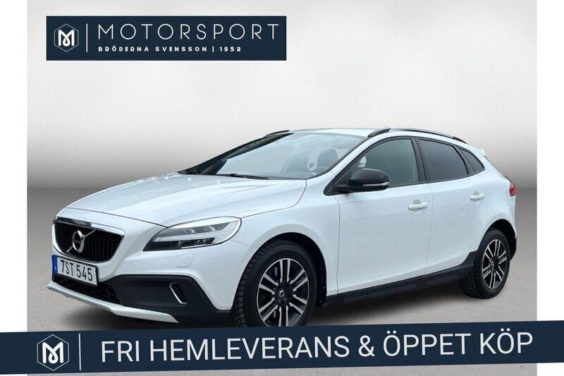 Vit Begagnad 2017 Volvo V40 CC Momentum Kombi | 174 900 kr (Lite dyr) - Bild 1/4