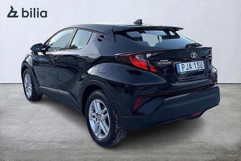 Begagnad Toyota C-HR Active 124 HK (91 kW) 2022 Svart SUV