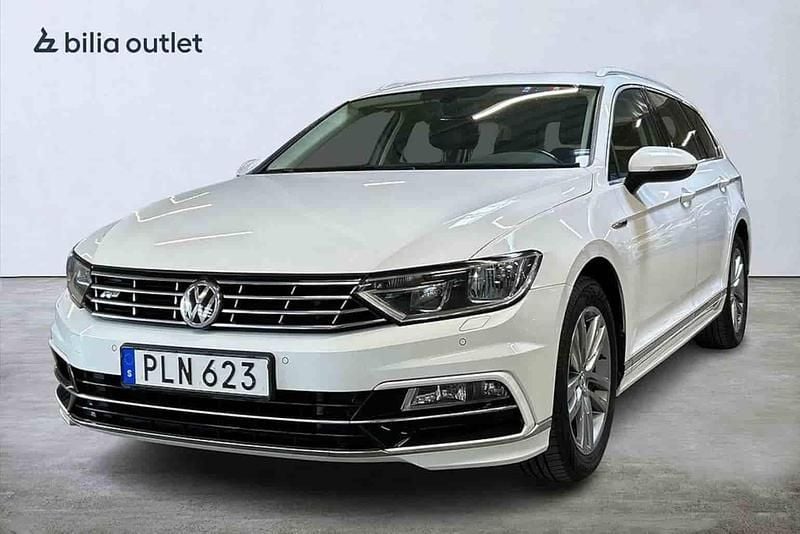 Vit Begagnad 2018 VW Passat Kombi | 204 900 kr (Bra pris) - Bild 1/1