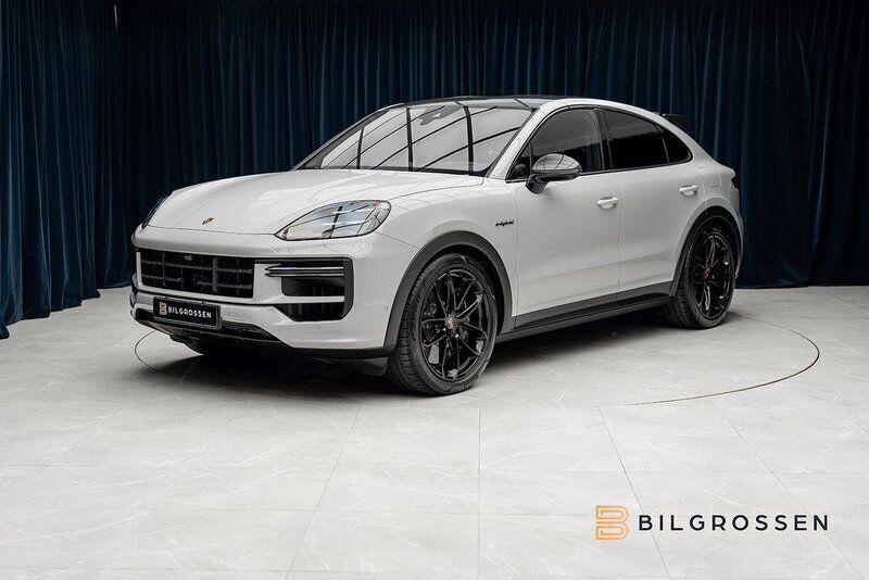 Ny 2025 Porsche Cayenne Turbo SUV | 2 599 900 kr - Bild 1/4