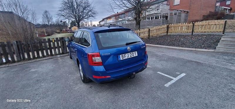 Begagnad Skoda Octavia 140 HK (102 kW) 2014 Kombi