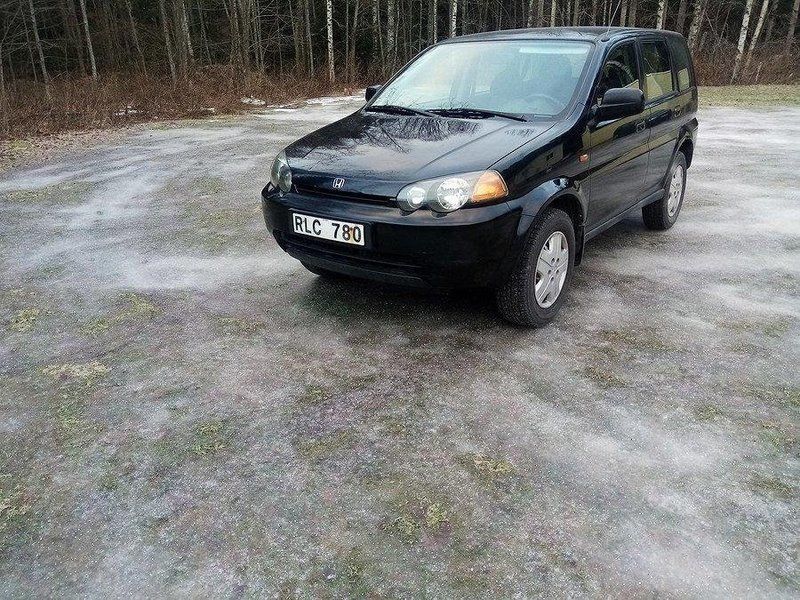 Begagnad Honda HR-V 105 HK (77 kW) 2000 Svart SUV