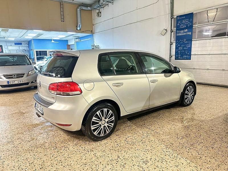 Begagnad VW Golf VI 122 HK (89 kW) 2008 Brun Halvkombi