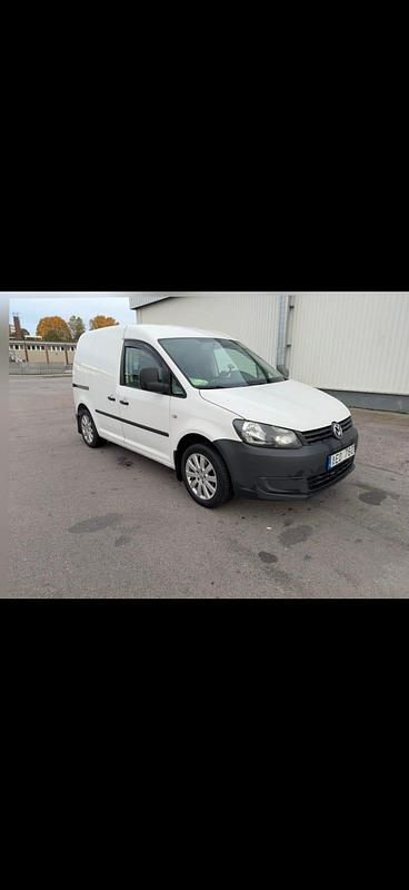 Begagnad 2014 VW Caddy Minibuss | 64 900 kr (Lite dyr) - Bild 1/4
