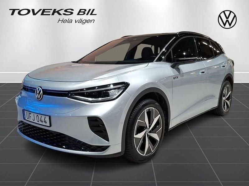 Silver Begagnad 2024 VW ID.4 GTX SUV | 429 000 kr (Marknadspris) - Bild 1/4