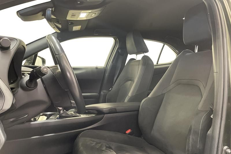 Begagnad Lexus UX 250h 186 HK (136 kW) 2020 Grön SUV