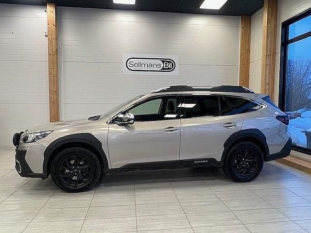 Begagnad Subaru Outback 169 HK (124 kW) 2024 Brun Kombi