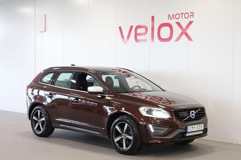 Brun Begagnad 2017 Volvo XC60 R-Design SUV | 169 900 kr (Dyr) - Bild 1/4