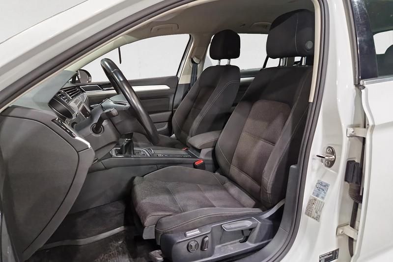 Begagnad VW Passat 2018 Vit
